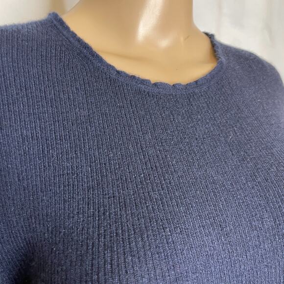 Women's Large Quince 100% Mongolian Cashmere Navy Blue Ribbed Sweater - Picture 3 of 5